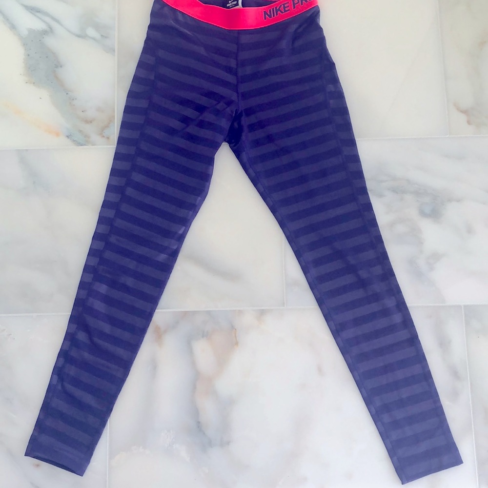 Purple leggings